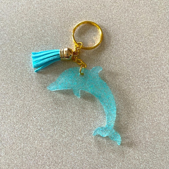 **SPECIAL DEAL** Handmade Dolphin Keychain -Please read description - Picture 1 of 3